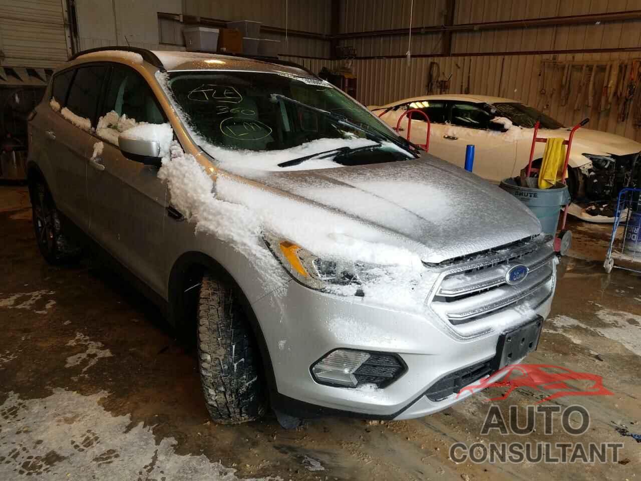 FORD ESCAPE 2017 - 1FMCU9G9XHUA99095