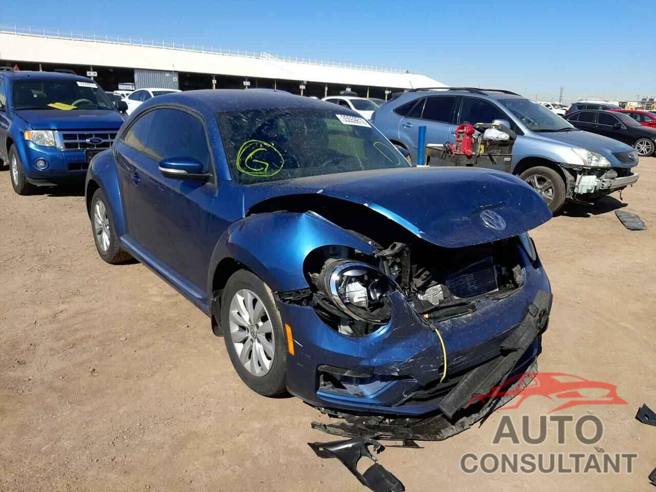 VOLKSWAGEN BEETLE 2019 - 3VWFD7AT8KM720725