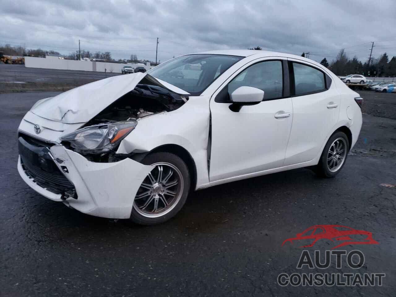 TOYOTA YARIS 2017 - 3MYDLBYV9HY166511