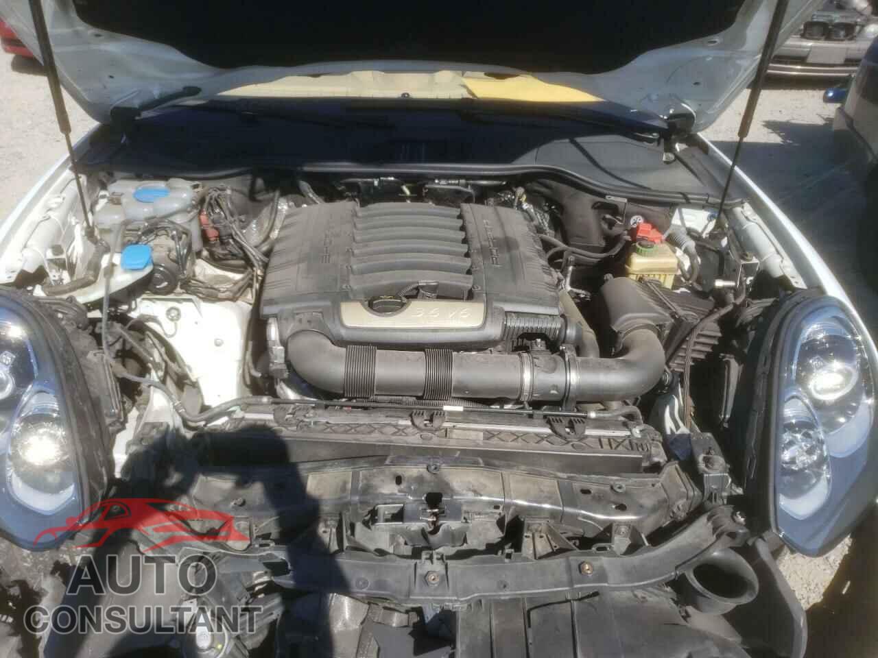 PORSCHE CAYENNE 2016 - WP1AA2A25GLA05411