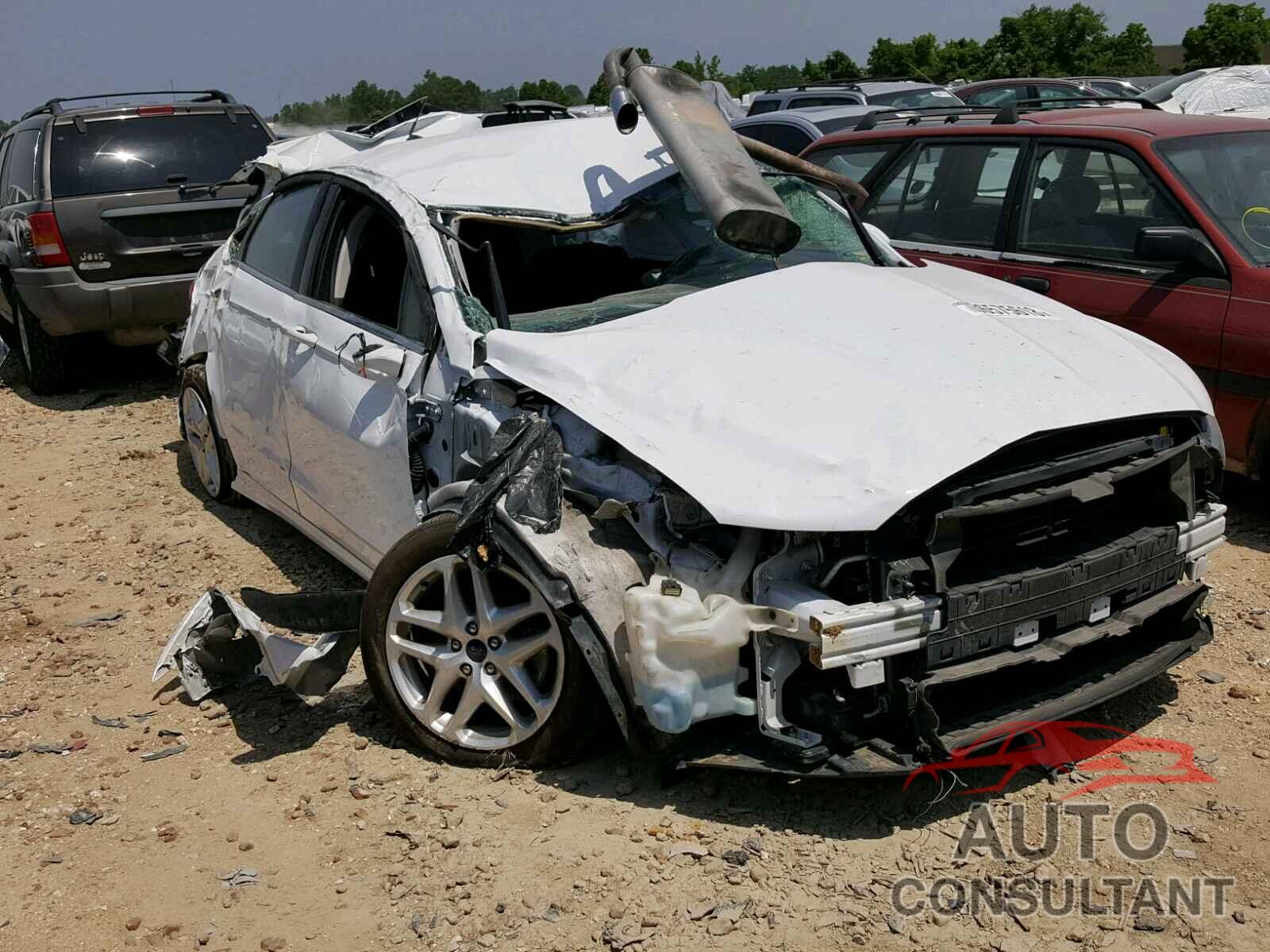 FORD FUSION 2015 - 1FA6P0H77F5127627
