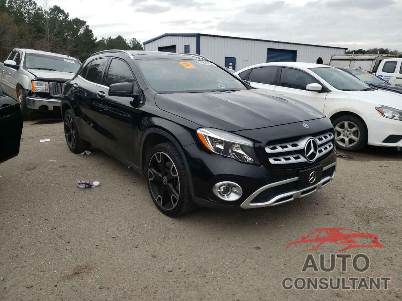 MERCEDES-BENZ GLA-CLASS 2019 - WDCTG4EB1KU002176