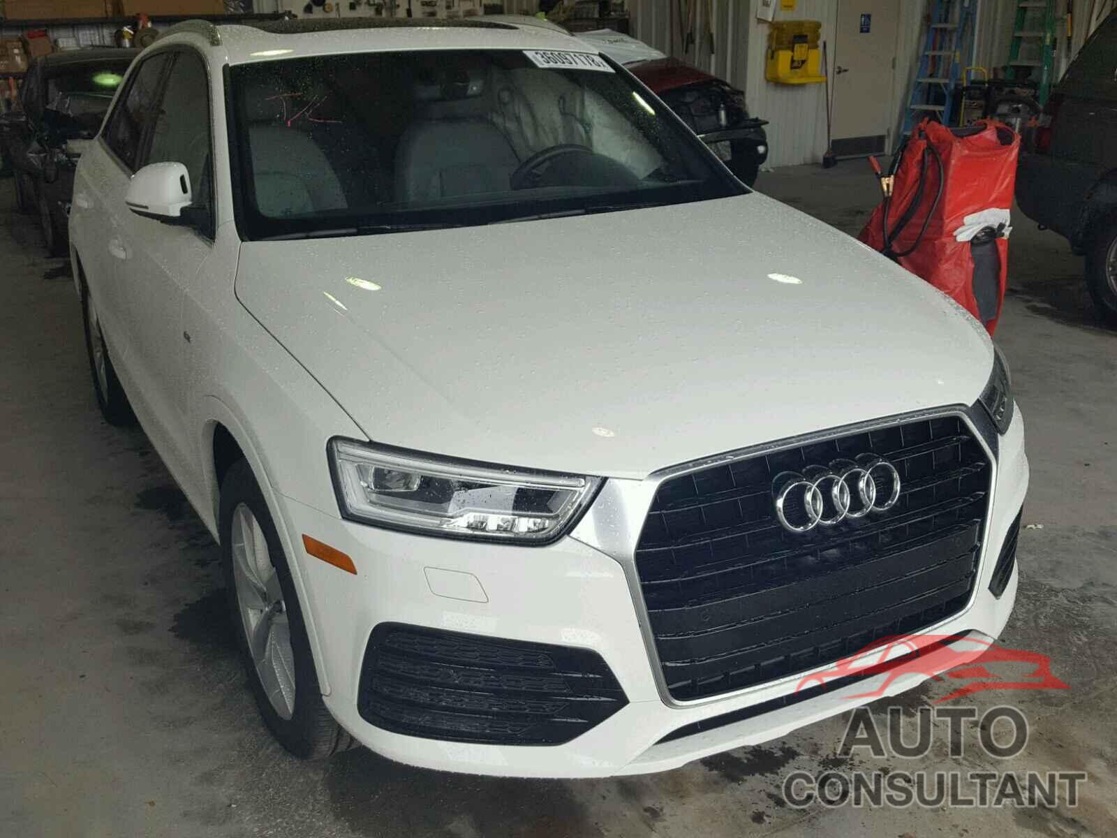 AUDI Q3 2018 - WA1HCCFS8JR006902