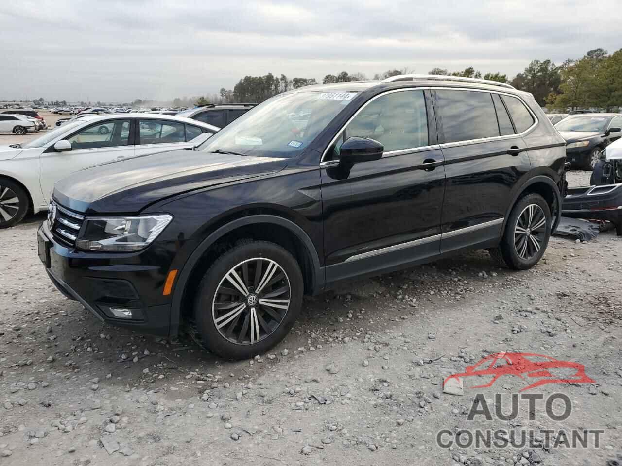 VOLKSWAGEN TIGUAN 2018 - 3VV2B7AX5JM089913