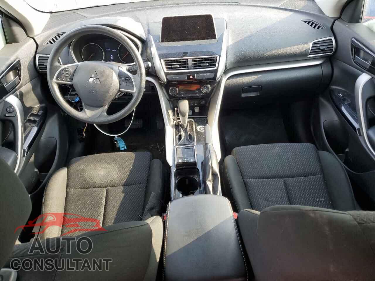 MITSUBISHI ECLIPSE 2019 - JA4AT4AA7KZ048100