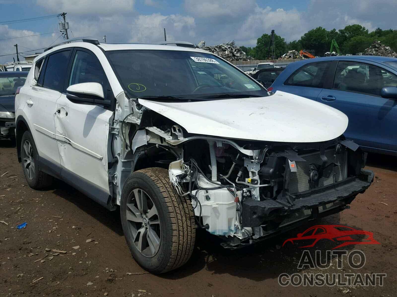 TOYOTA RAV4 XLE 2016 - 2T3RFREV3GW485187