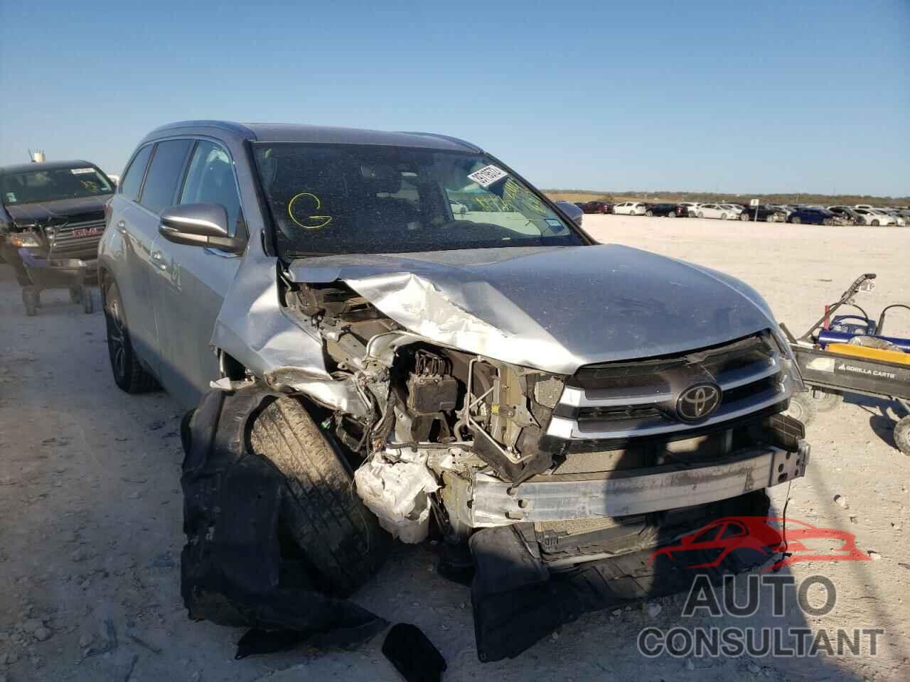TOYOTA HIGHLANDER 2018 - 5TDKZRFH5JS544637