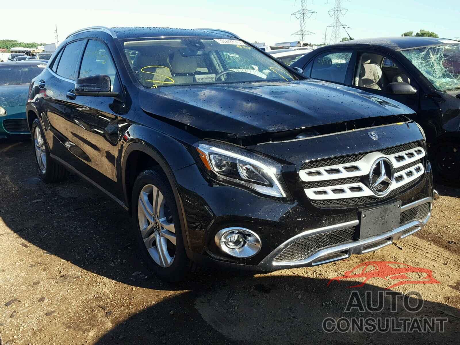 MERCEDES-BENZ GLA 250 4MATIC 2018 - WDCTG4GB8JJ491981