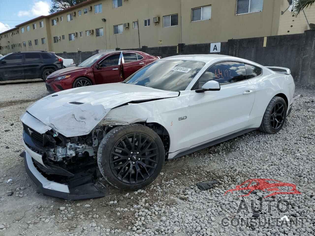 FORD MUSTANG 2018 - 1FA6P8CFXJ5121715