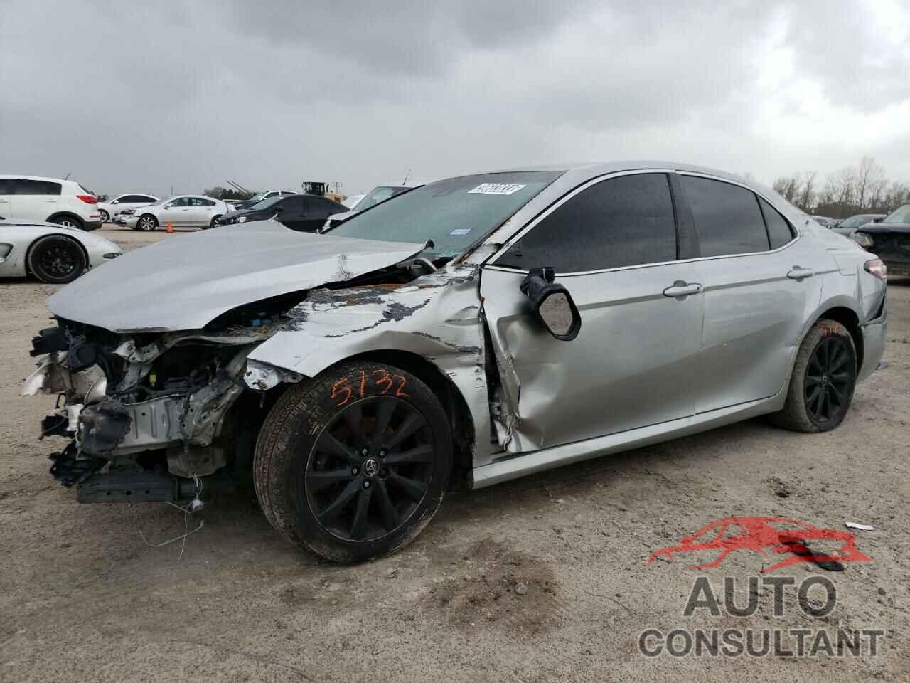 TOYOTA CAMRY 2018 - JTNB11HK1J3050872