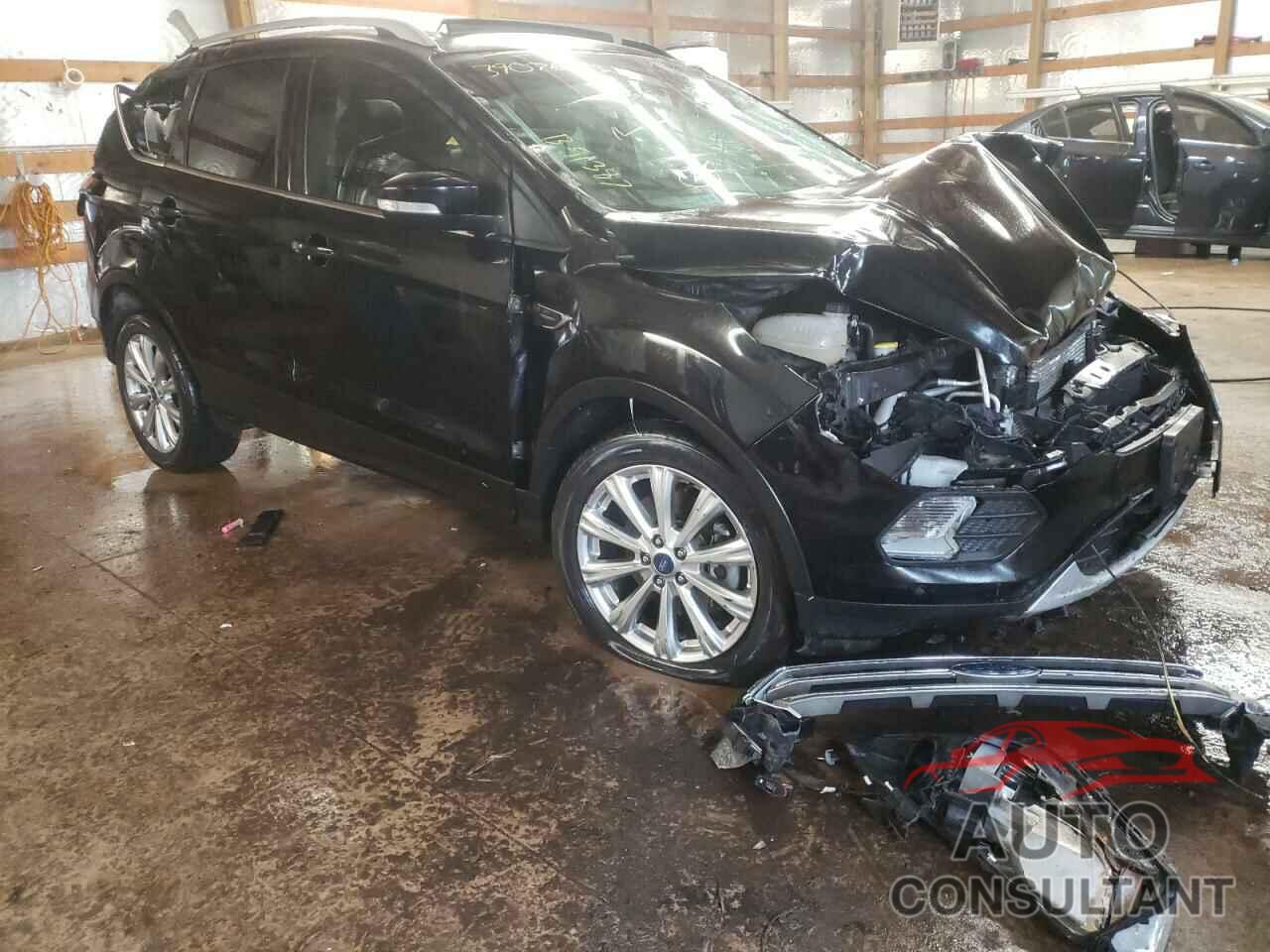 FORD ESCAPE 2017 - 1FMCU0J96HUB91387