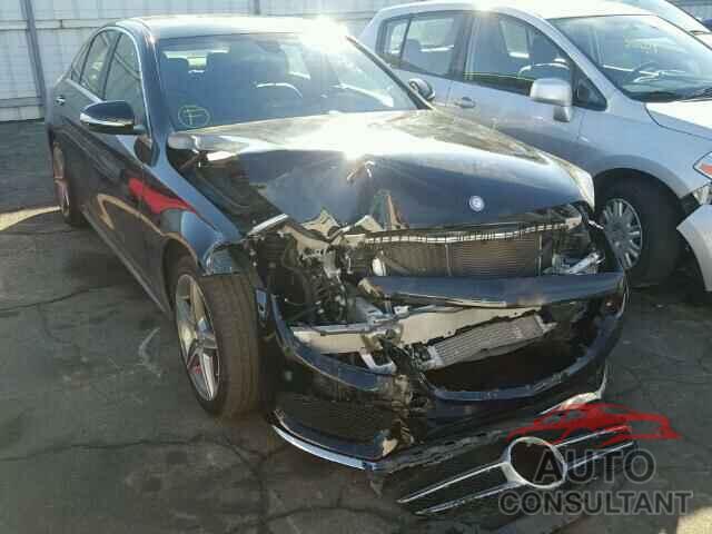 MERCEDES-BENZ C300 2015 - 55SWF4KB7FU042348