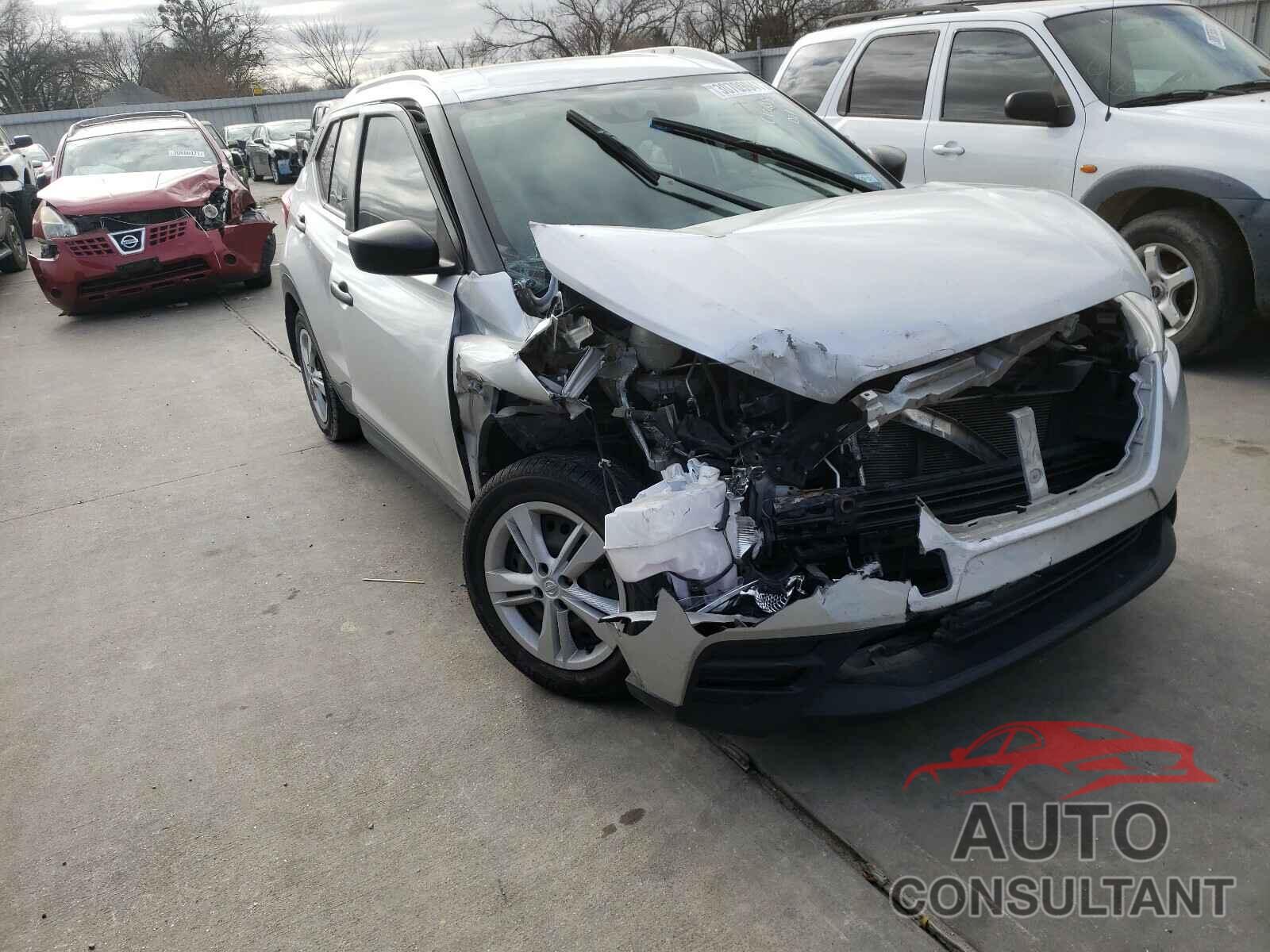NISSAN KICKS 2018 - 3N1CP5CU8JL509958