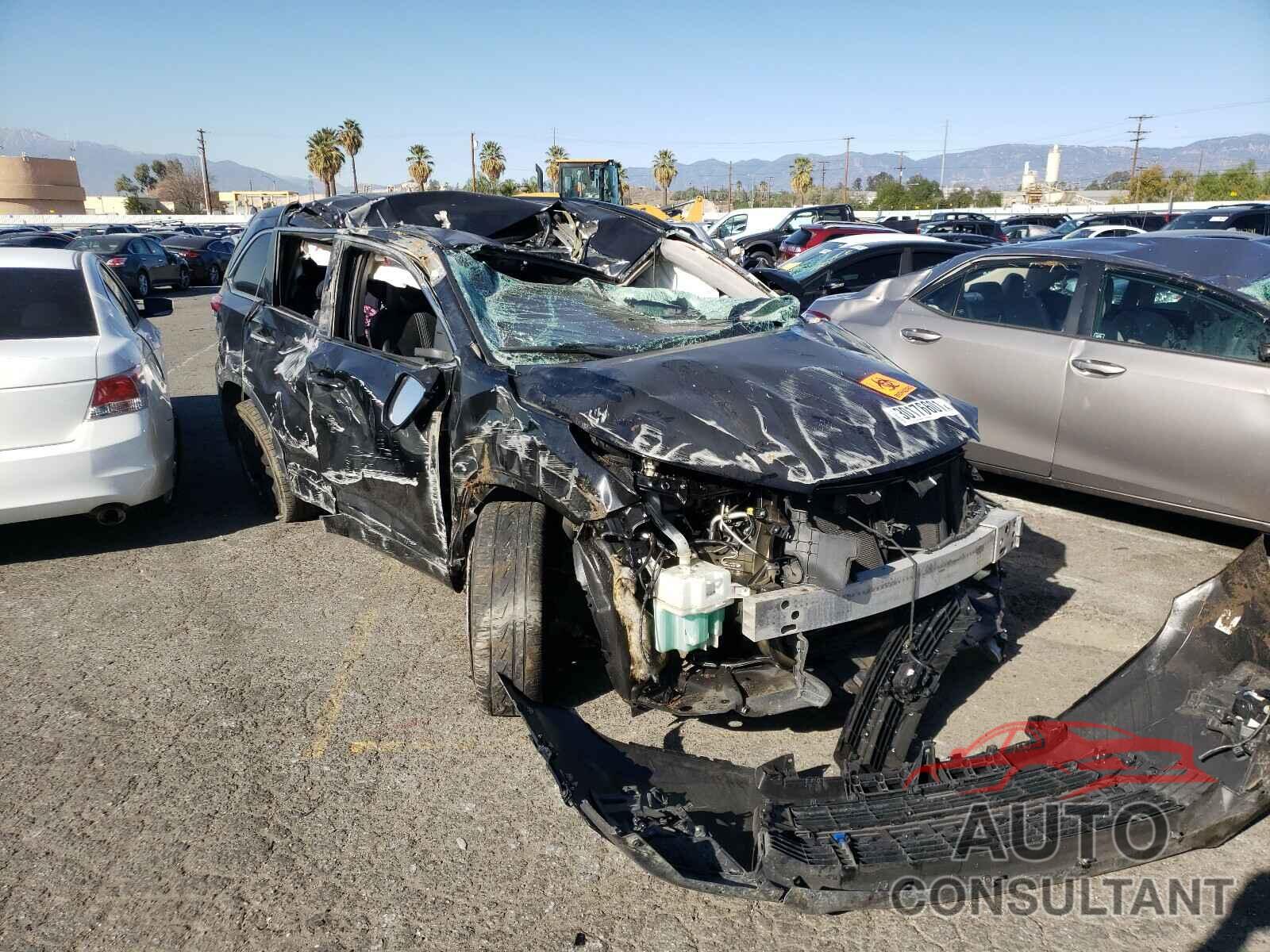 TOYOTA HIGHLANDER 2017 - 5TDKZRFH5HS520672