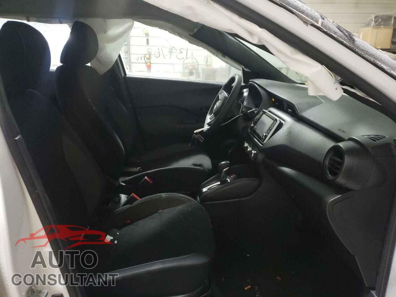 NISSAN KICKS 2019 - 3N1CP5CU3KL503678