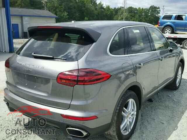PORSCHE CAYENNE 2016 - WP1AA2A29GLA09929