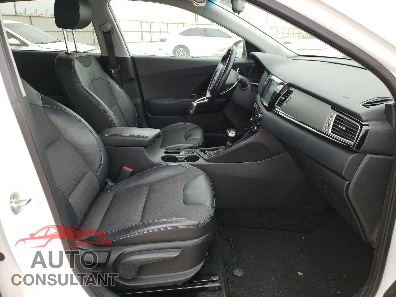 KIA NIRO 2017 - KNDCC3LC2H5092500