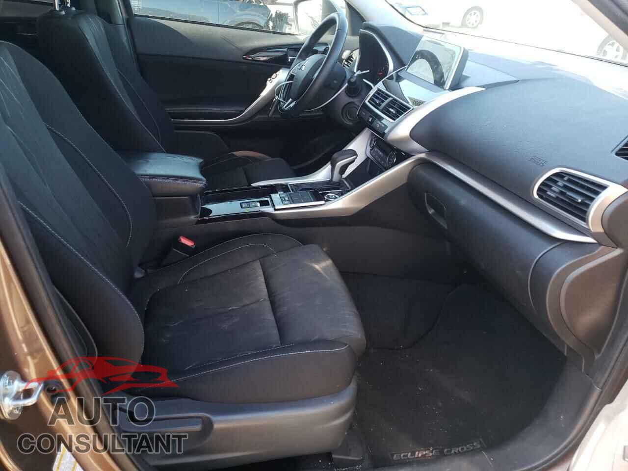 MITSUBISHI ECLIPSE 2018 - JA4AT5AA5JZ067572