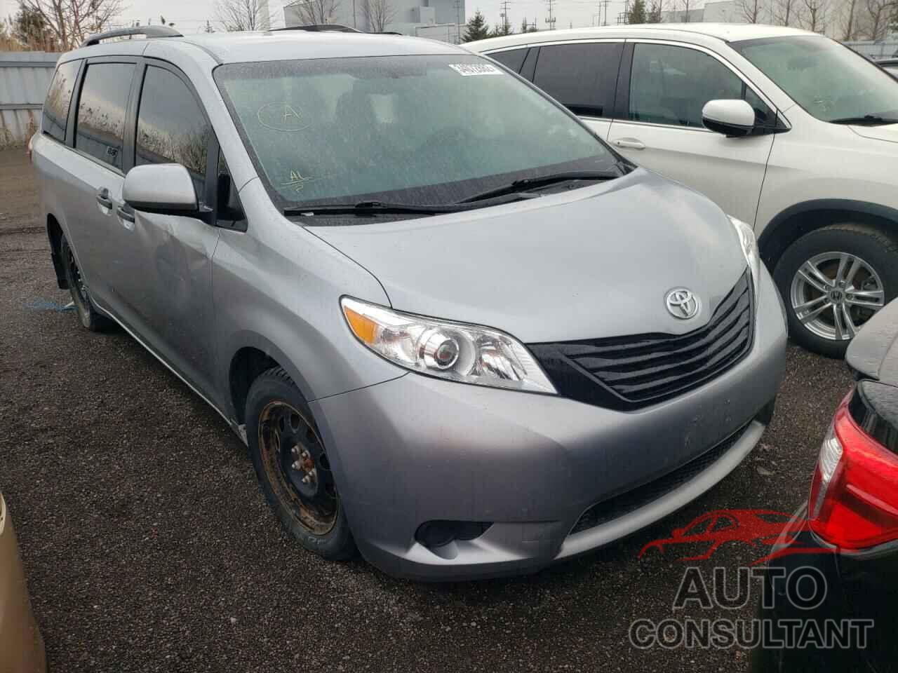 TOYOTA SIENNA 2017 - 5TDZZ3DC6HS853580