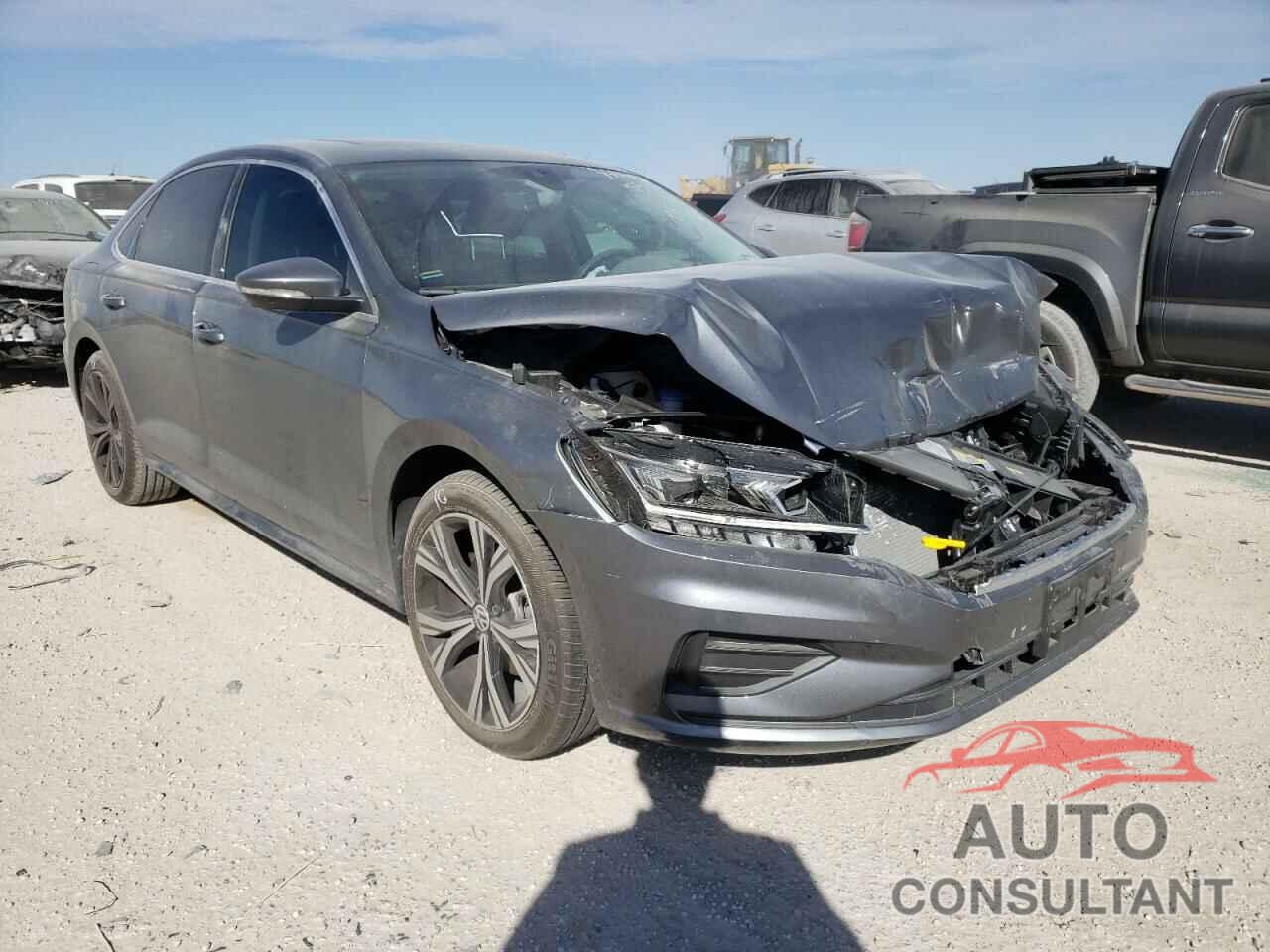 VOLKSWAGEN PASSAT 2022 - 1VWSA7A38NC003187