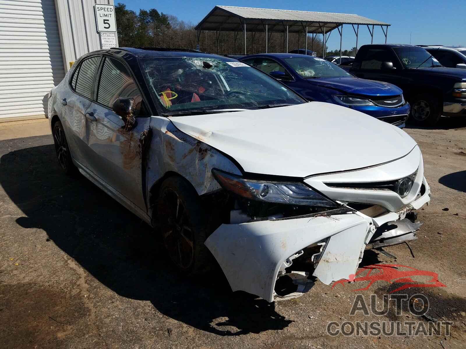 TOYOTA CAMRY 2019 - 4T1B61HK3KU279633
