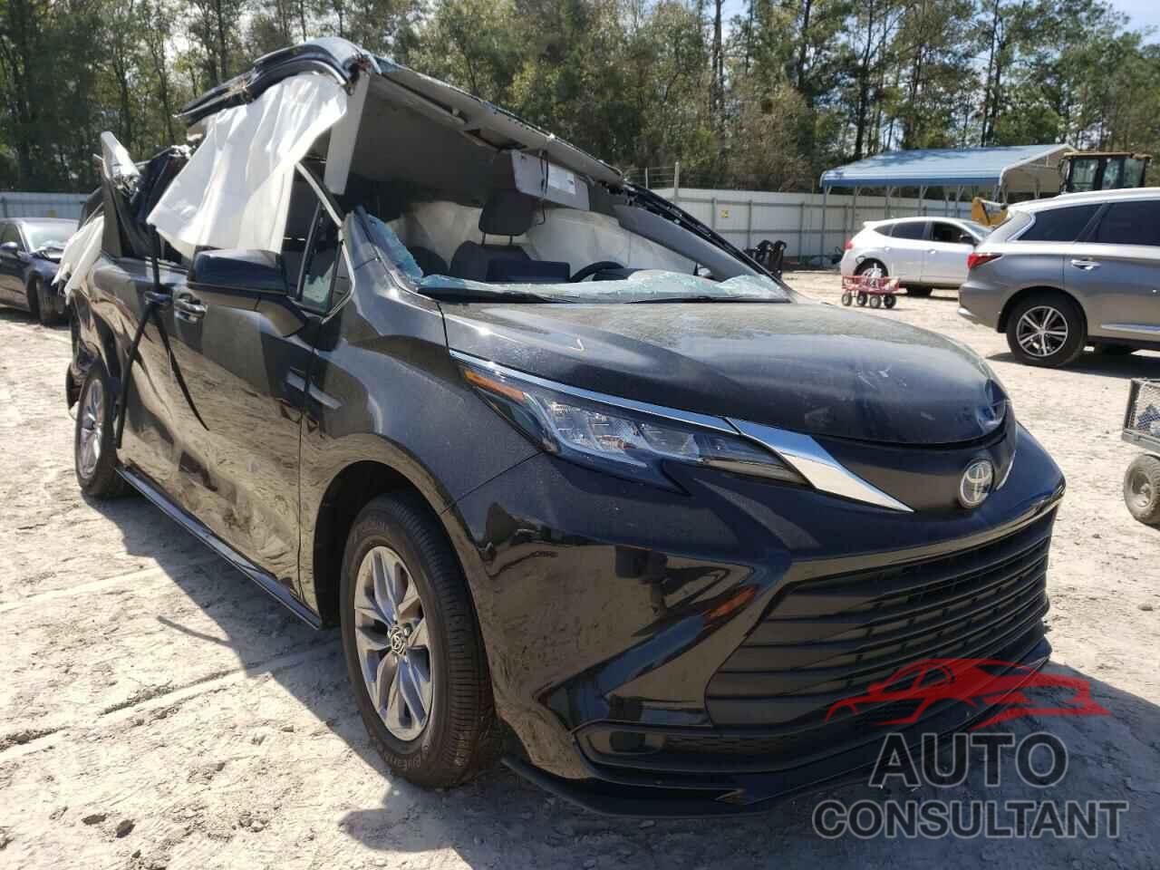 TOYOTA SIENNA 2022 - 5TDKRKEC1NS075081