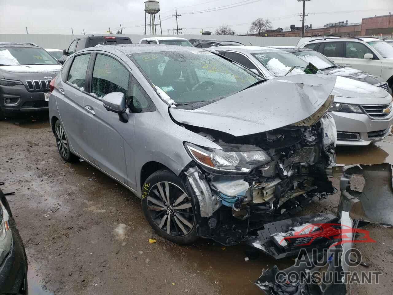 HONDA FIT 2018 - 3HGGK5H88JM711395