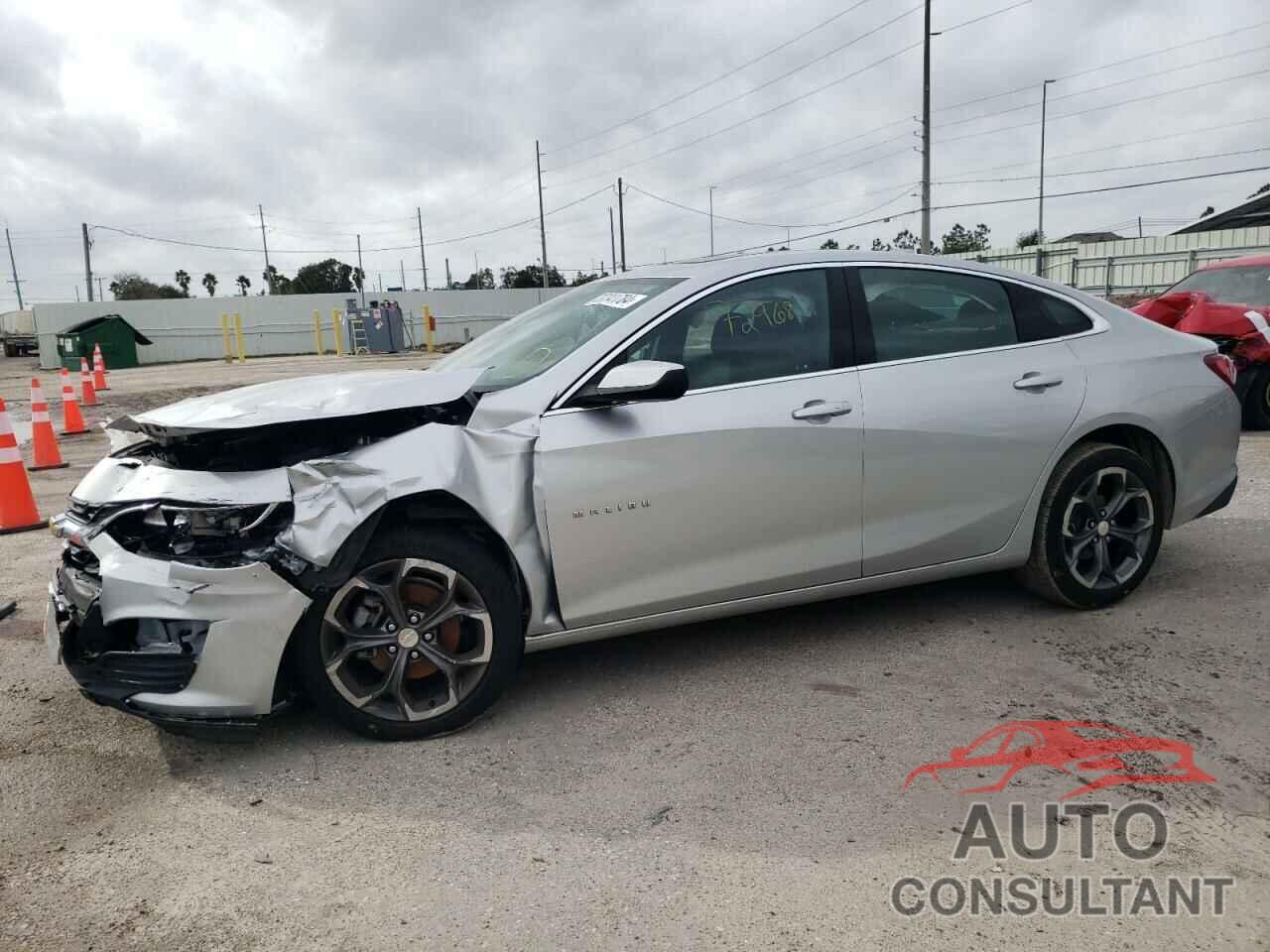 CHEVROLET MALIBU 2021 - 1G1ZD5ST5MF068256