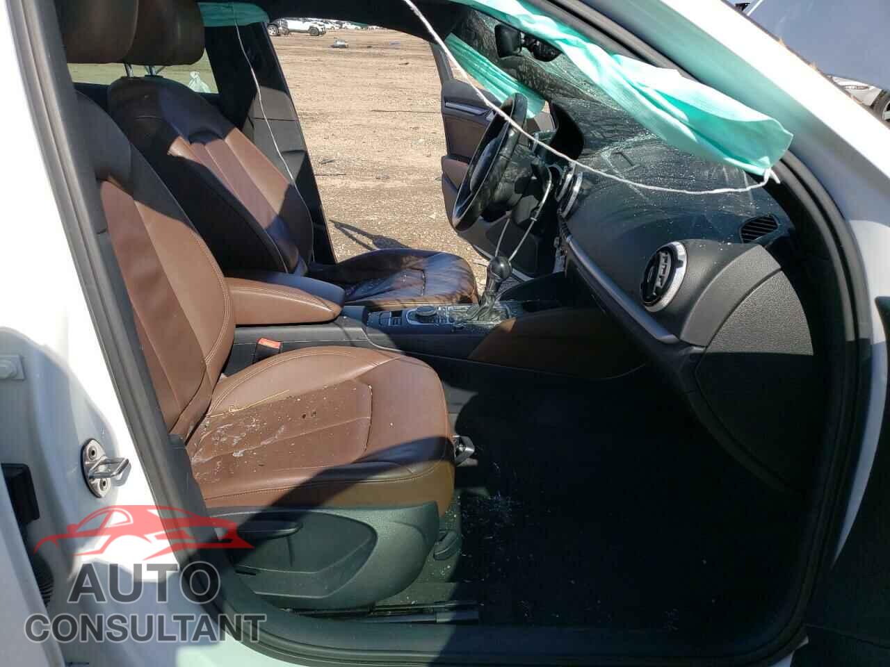 AUDI A3 2016 - WAUA7GFF9G1026554