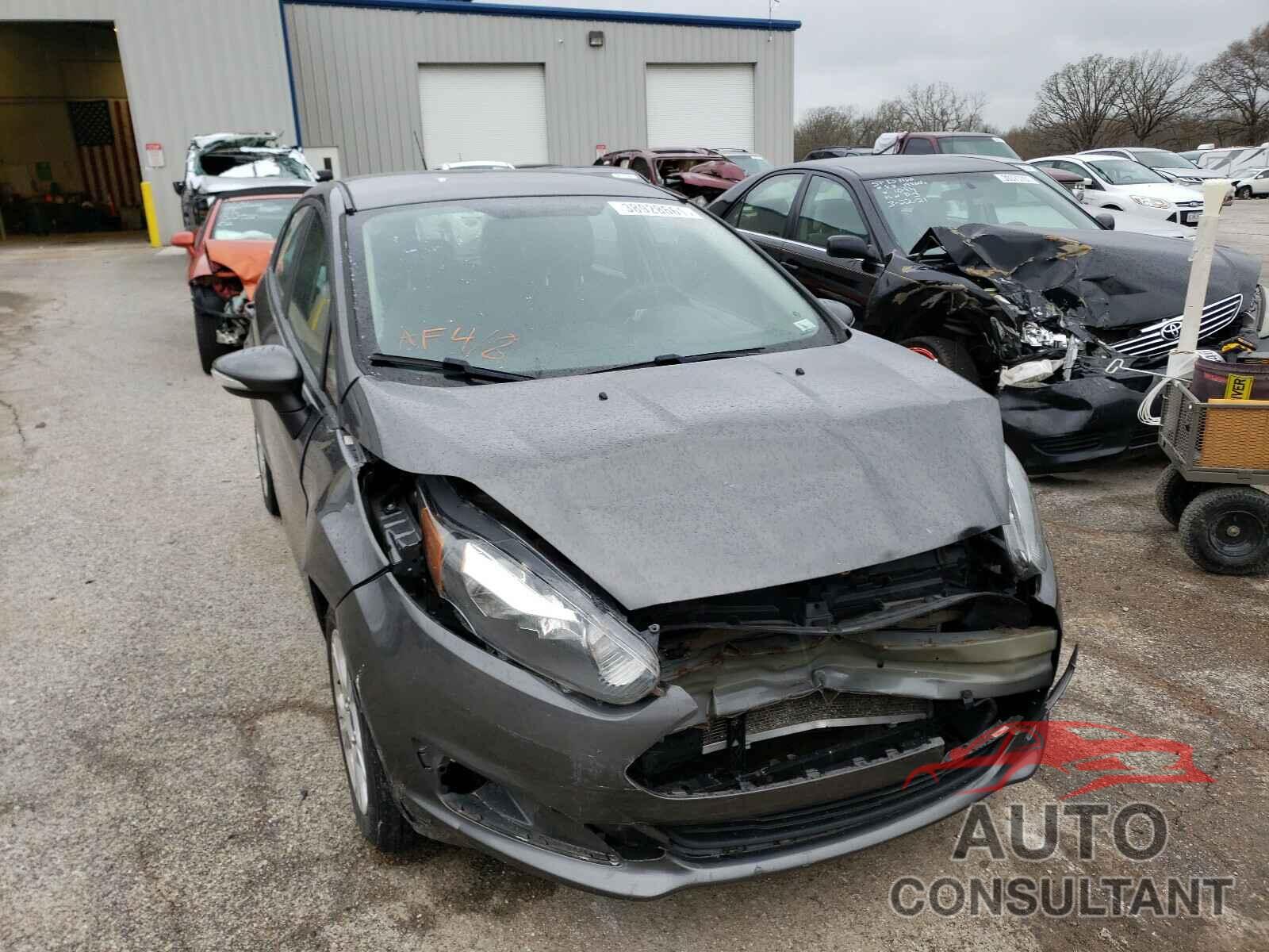 FORD FIESTA 2016 - 3FADP4EJ5GM160037