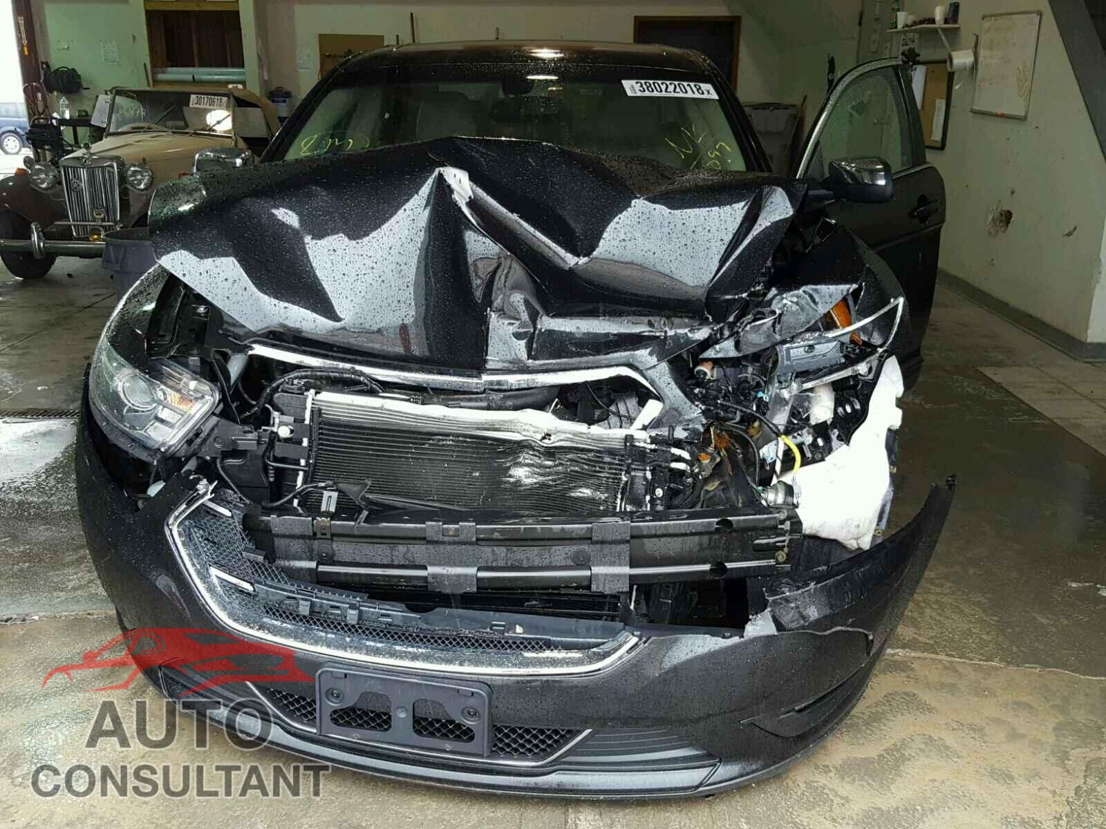 FORD TAURUS 2015 - 1FAHP2F81FG108897