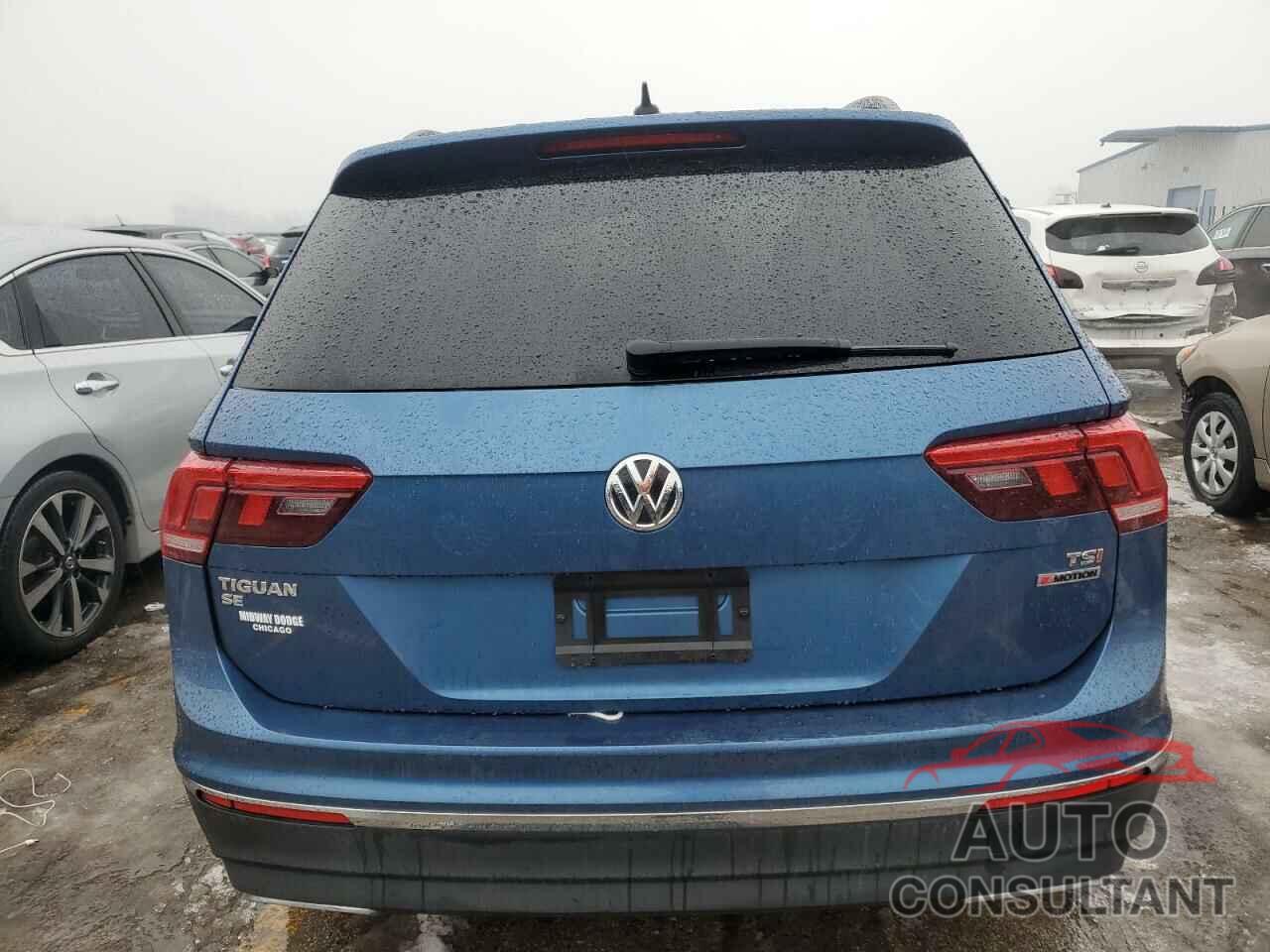 VOLKSWAGEN TIGUAN 2018 - 3VV2B7AX1JM166342