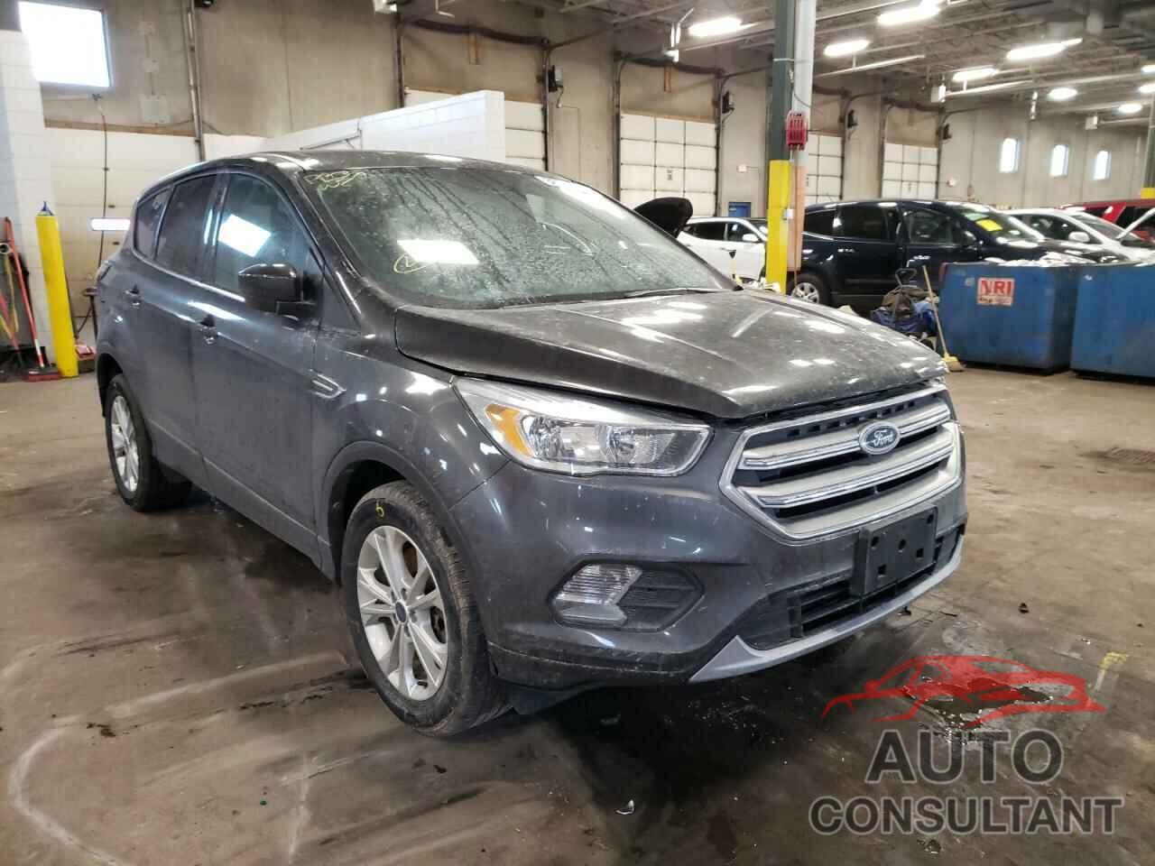 FORD ESCAPE 2017 - 1FMCU9GD9HUB80786