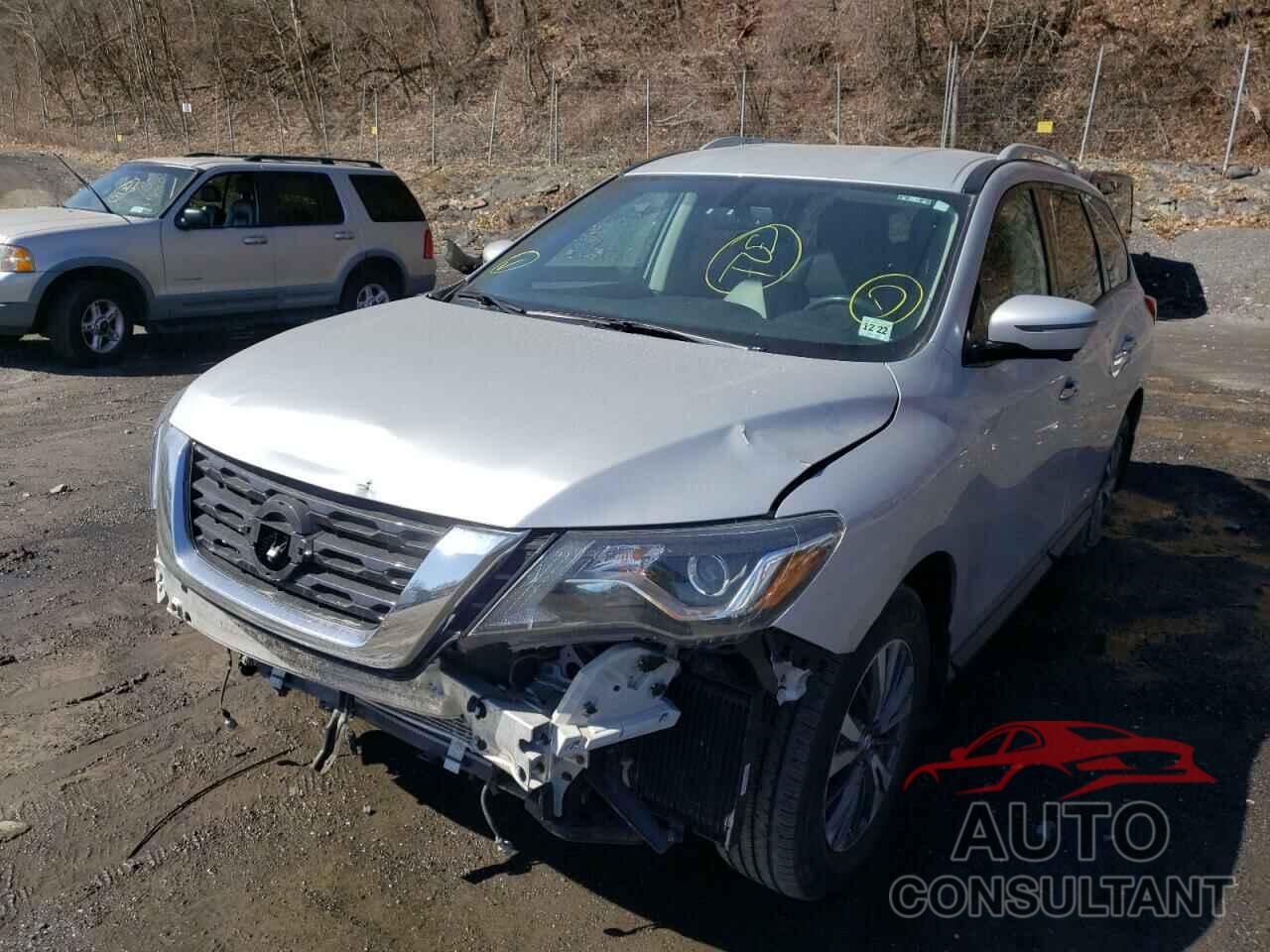 NISSAN PATHFINDER 2017 - 5N1DR2MM1HC909659
