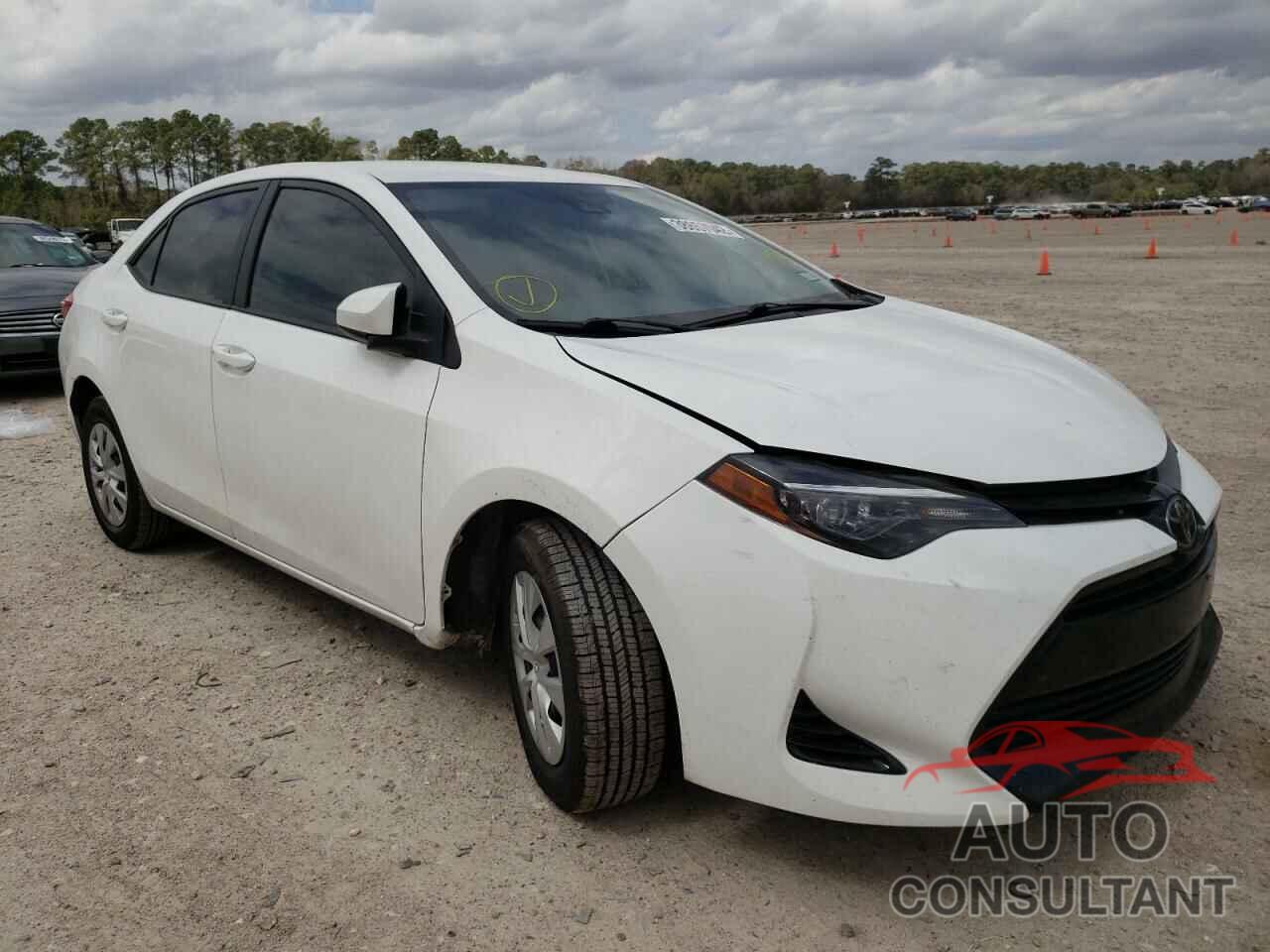 TOYOTA COROLLA 2018 - 5YFBURHE8JP778670