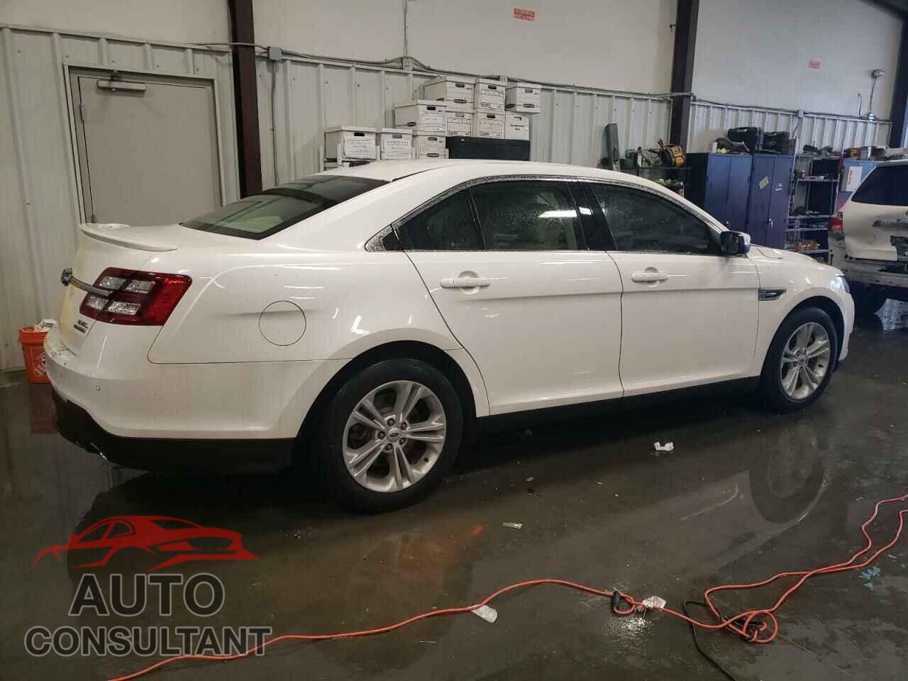 FORD TAURUS 2016 - 1FAHP2E86GG135791