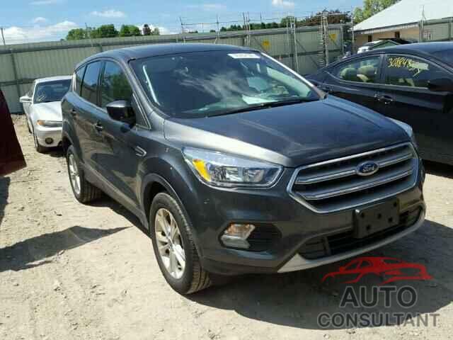 FORD ESCAPE 2017 - 1FMCU9GD5HUA62301