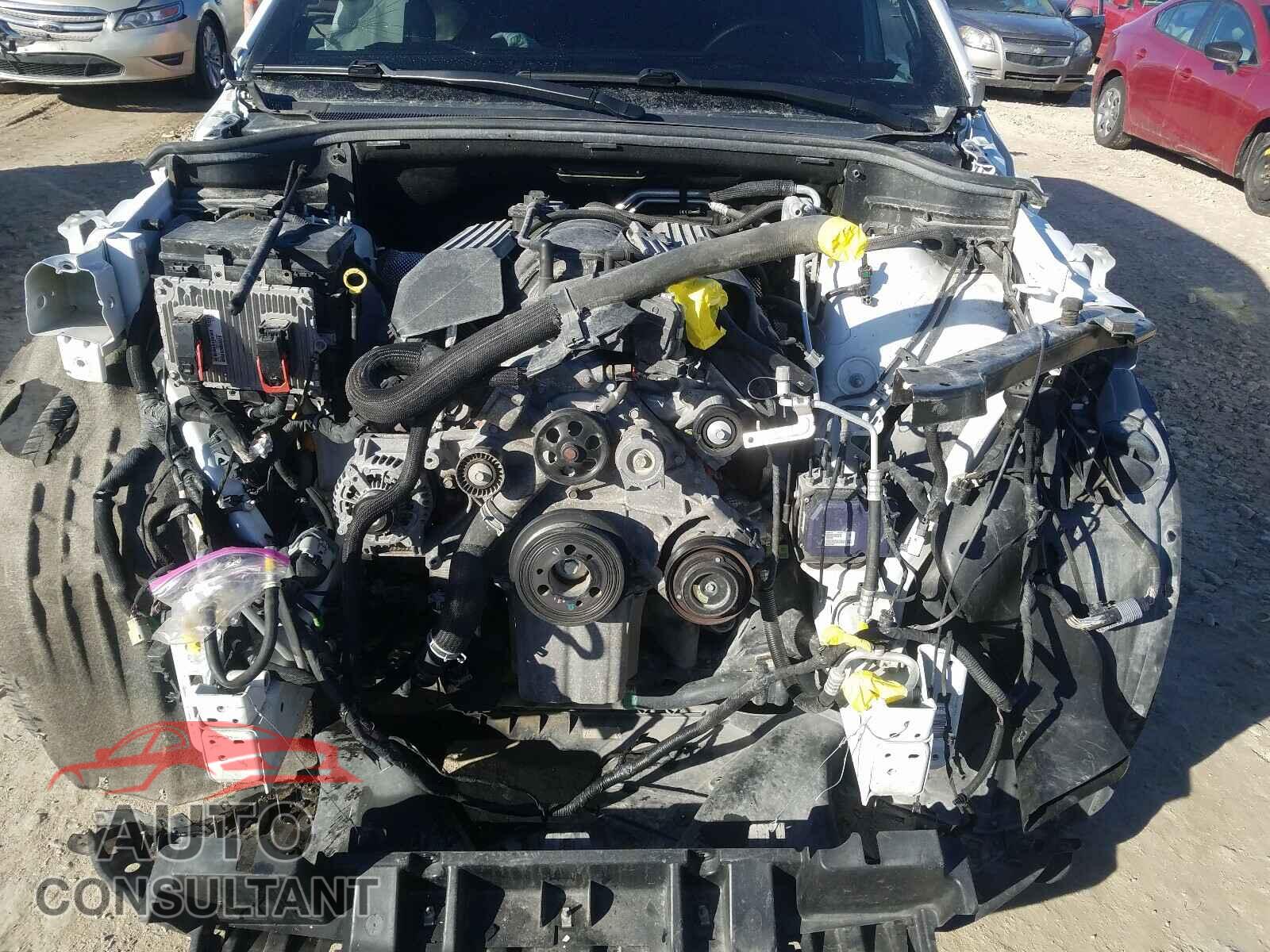 DODGE DURANGO 2018 - 1C4SDJGJ3JC366665