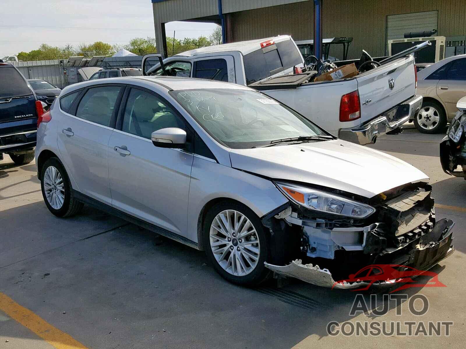 FORD FOCUS 2017 - 5J6RW1H8XLA010727