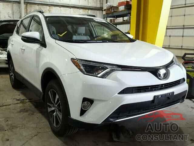 TOYOTA RAV4 2017 - JTMRFREV1HJ116909