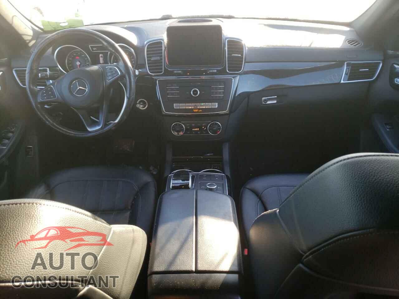 MERCEDES-BENZ GLS-CLASS 2017 - 4JGDF6EE6HA891100