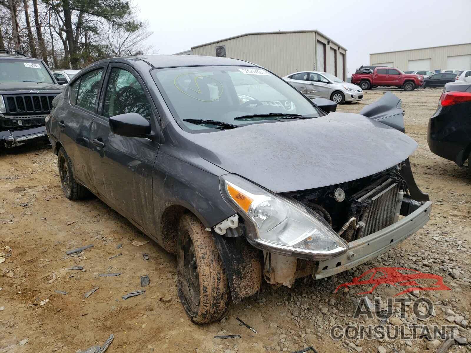 NISSAN VERSA 2017 - 3N1CN7AP3HL882852