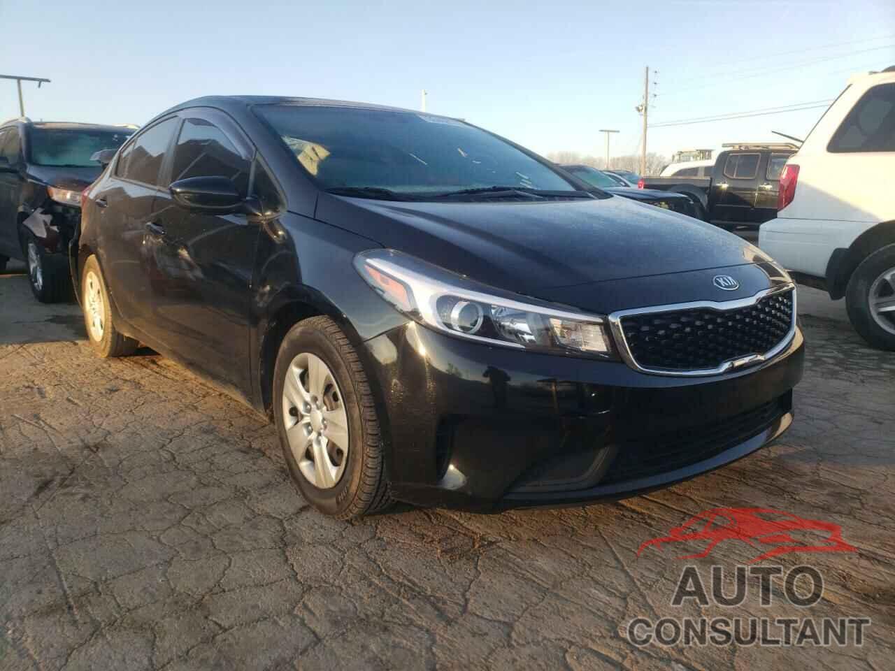 KIA FORTE 2018 - 3KPFK4A76JE243375