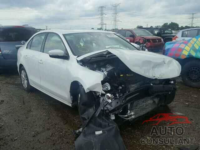VOLKSWAGEN JETTA 2016 - 3VWD67AJ1GM398968