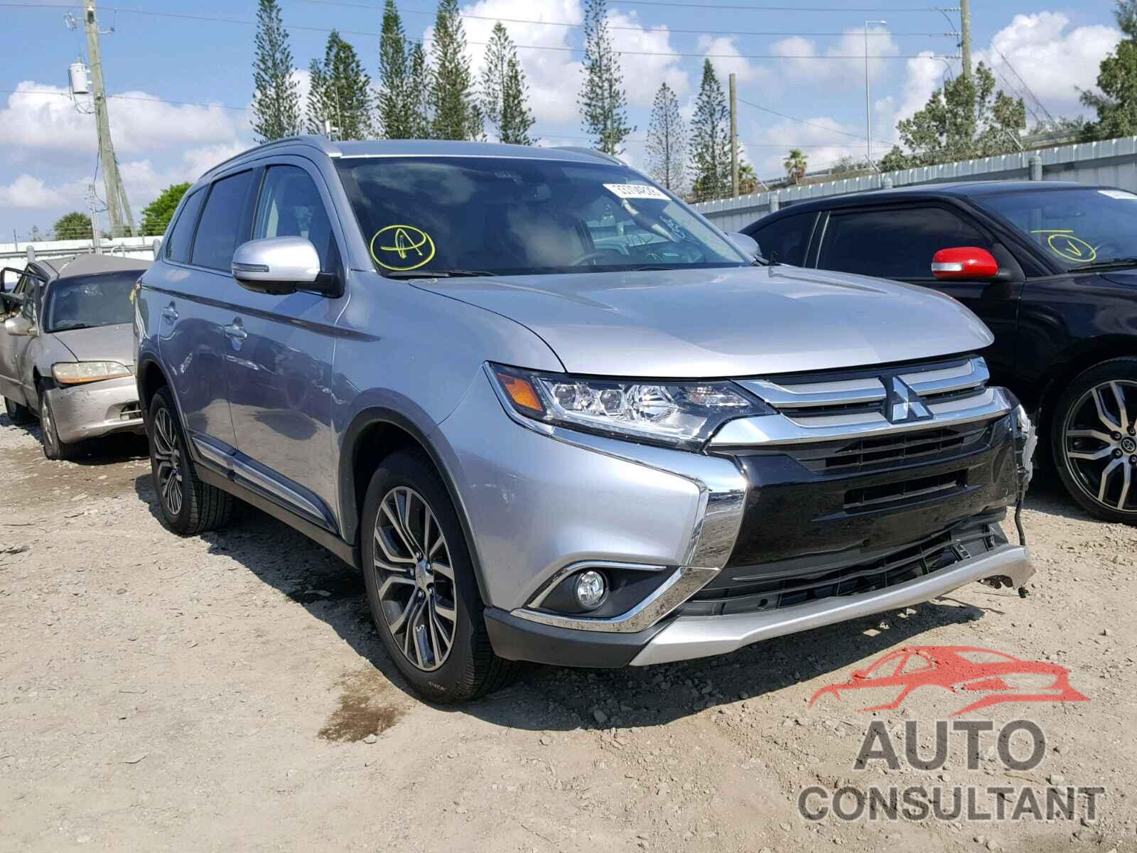 MITSUBISHI OUTLANDER 2017 - JA4AD3A36HZ061888