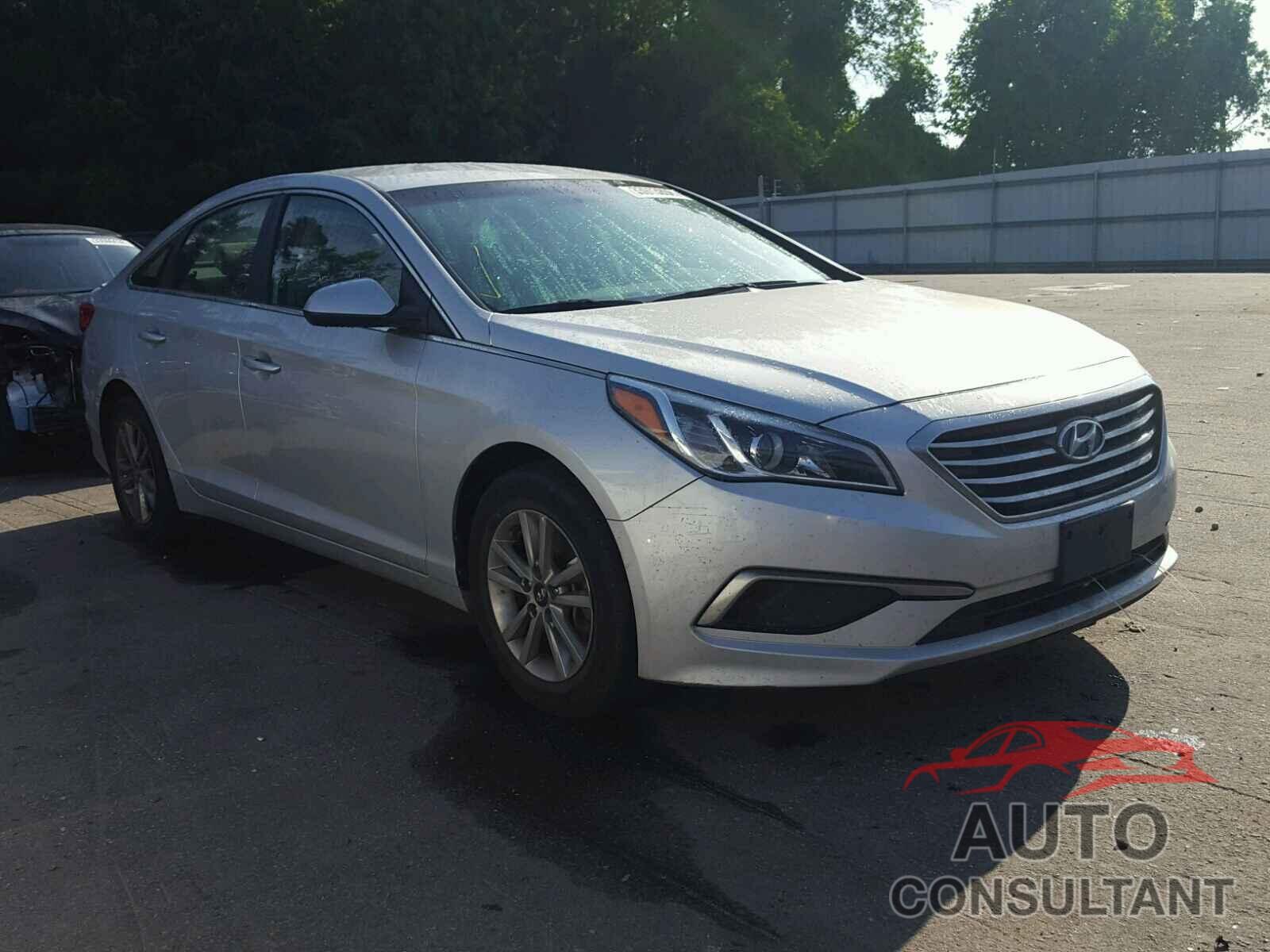 HYUNDAI SONATA 2016 - 1N4BL4BV2LC137675