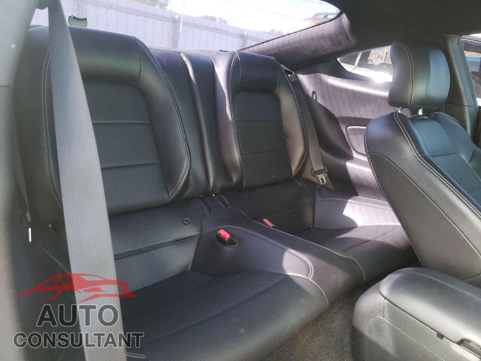 FORD MUSTANG 2017 - 1FA6P8CF8H5267511