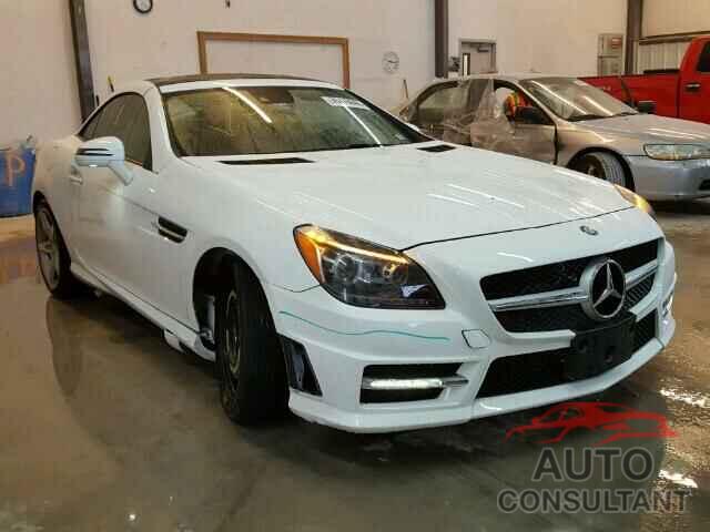 MERCEDES-BENZ SLK300 2016 - WDDPK3JA5GF117331