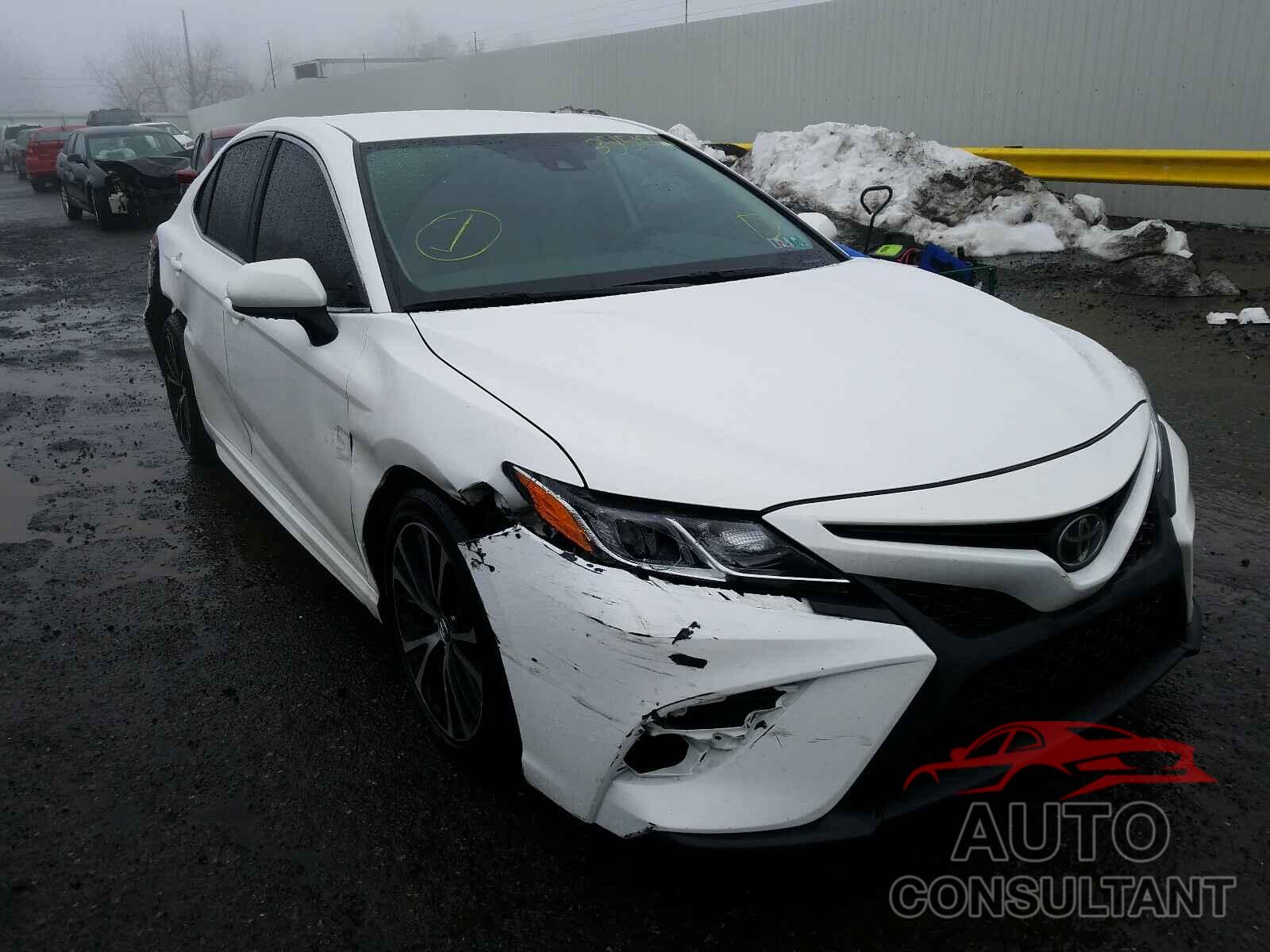 TOYOTA CAMRY 2020 - 4T1G11AK8LU343701