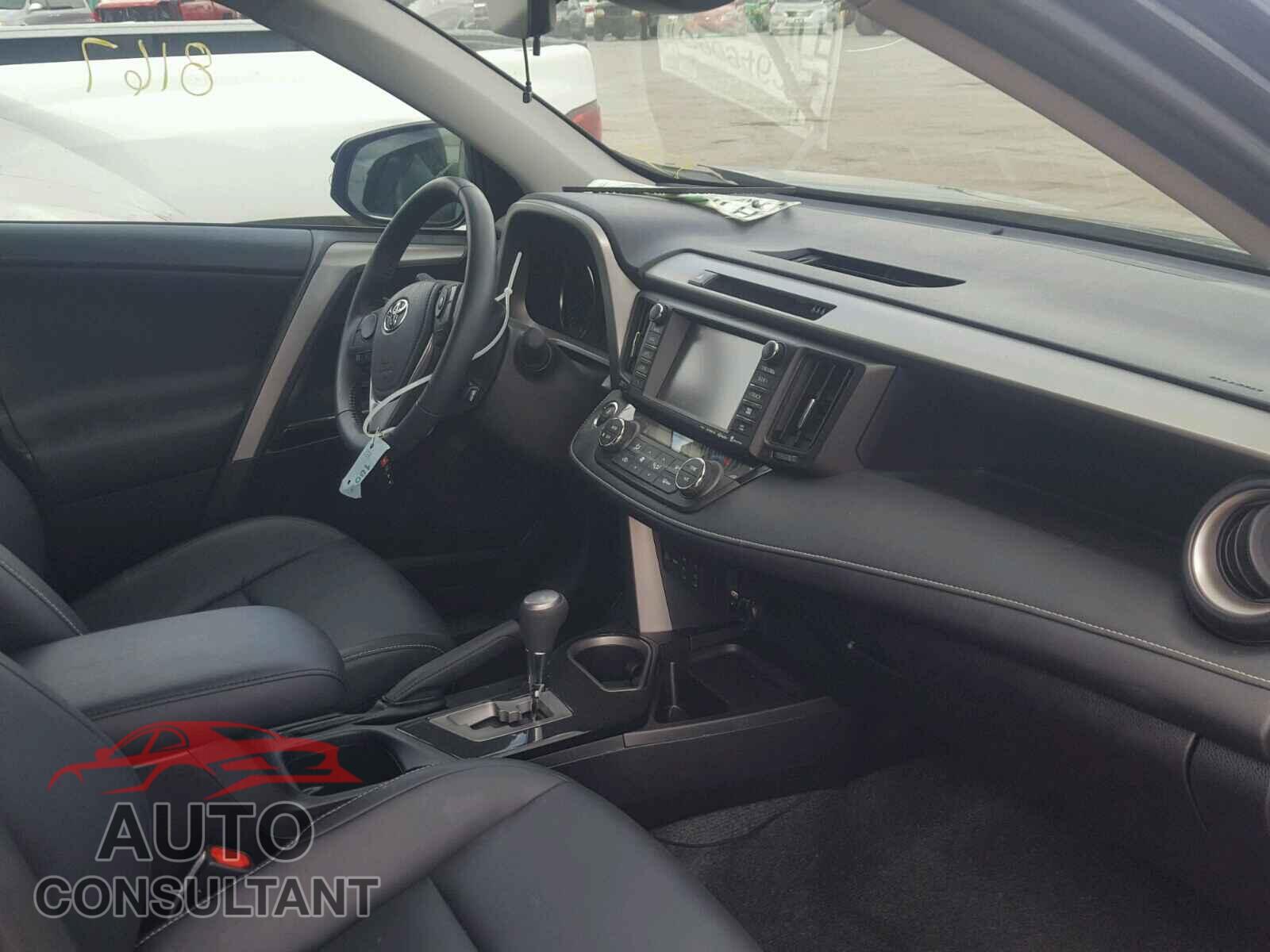 TOYOTA RAV4 2017 - 2T3DFREV4HW543982